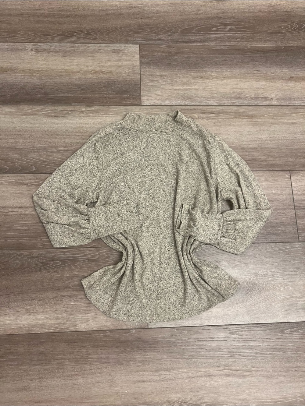 Women's Mock Neck Long Sleeve Top in Heather Taupe